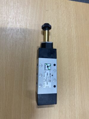 Spanesi solenoidventil for resirk spjeld