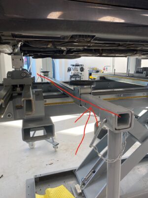 Spanesi travers for løftepads 106 serien - L=2400mm