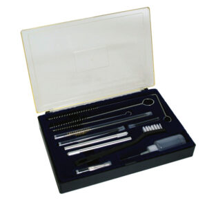 Finixa rensesett for lakksprøyte, børster, nåler, olje